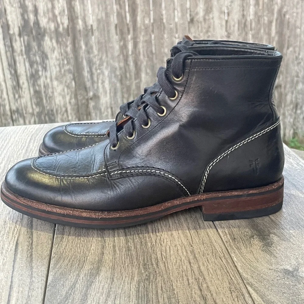 Frye Arkansas Logger Boots Men 7.5 D Black Leather Lace Up Ankle 3487107 Moc Toe